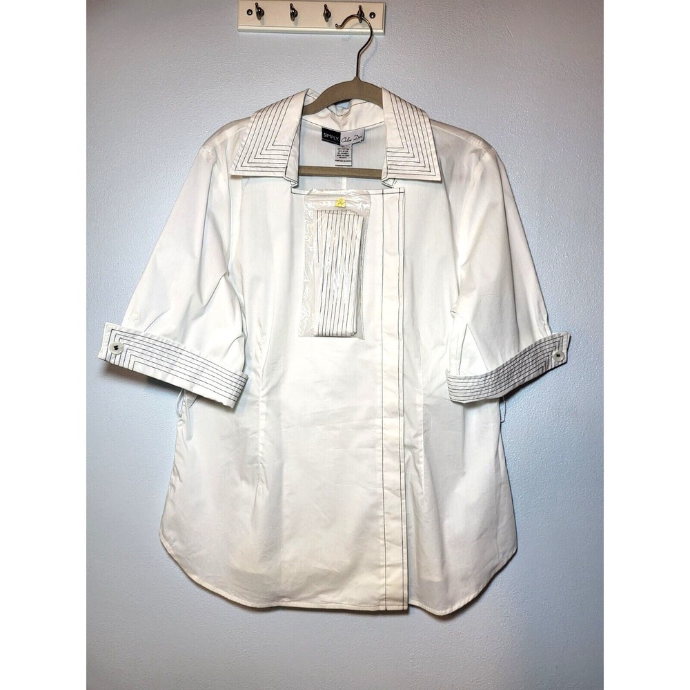 NWOT Simply Chloe Dao White Hidden Button Front Short Sleeve Top Stitching‎ XL